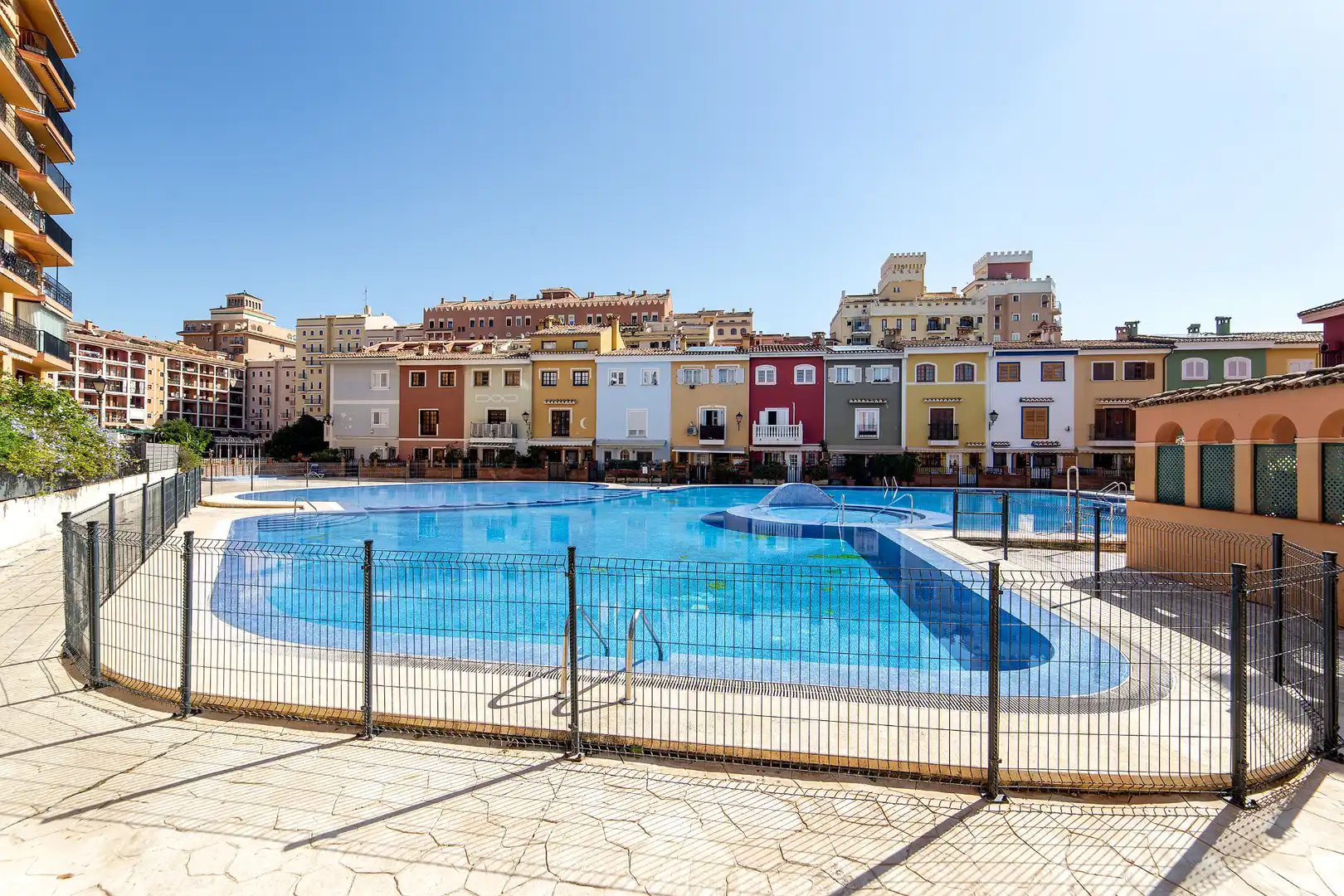 Piscina de Piso en venta en Alboraya con Parquet, Terraza y Piscina comunitaria