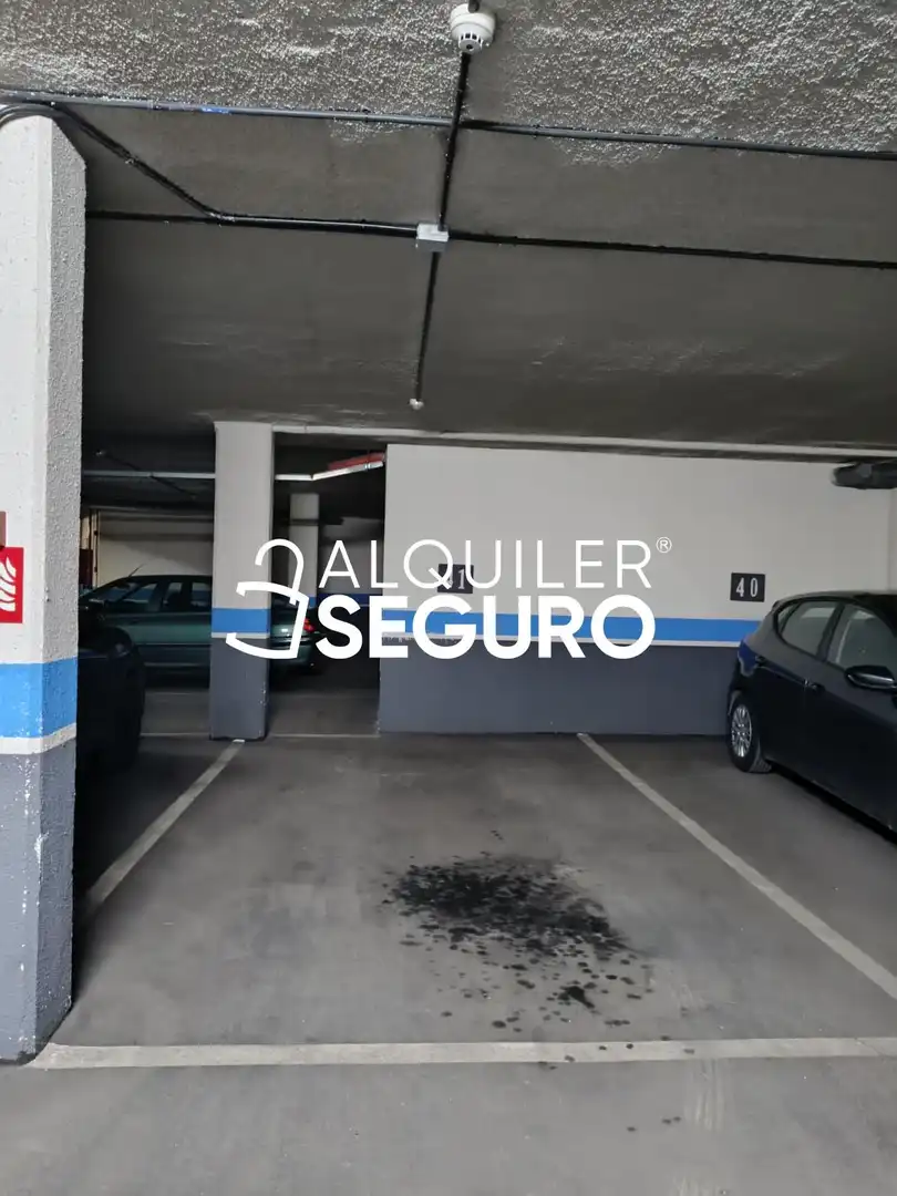 Parkplatz von Wohnung zur Miete in Ciempozuelos mit Klimaanlage, Heizung und Abstellraum