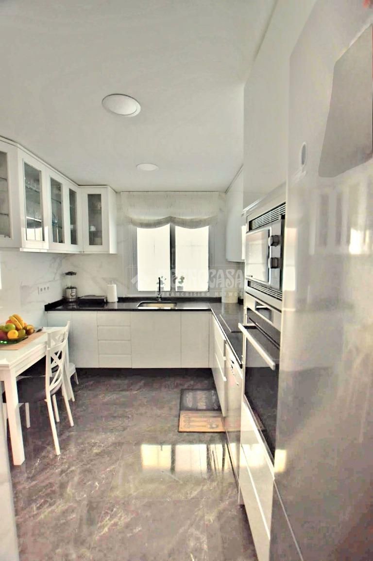 Kitchen of Single-family semi-detached for sale in Leganés