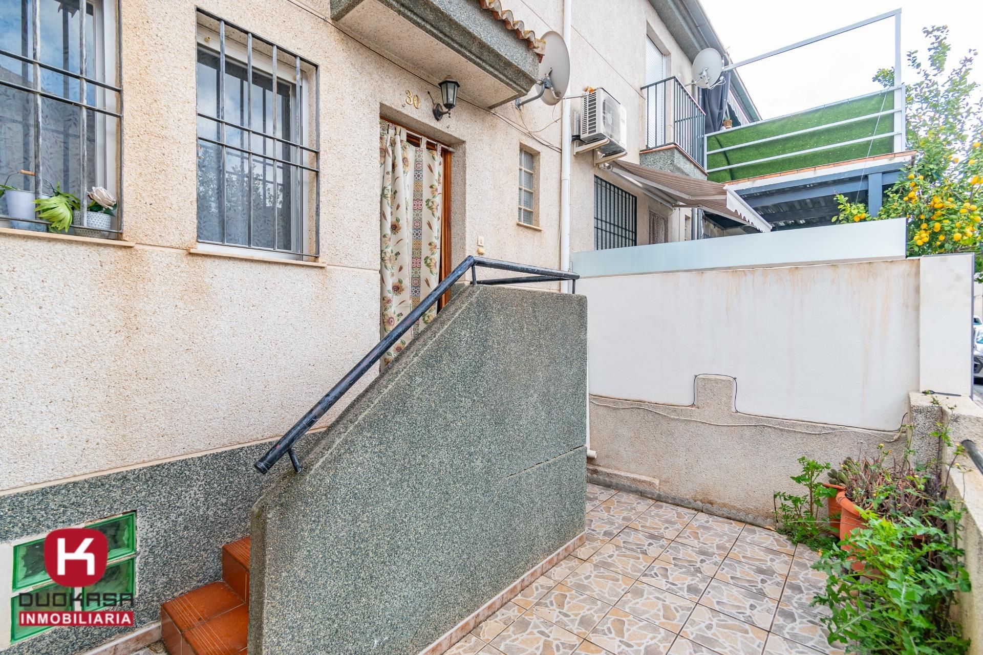 Single-family semi-detached for sale in  ROCIO, Atarfe