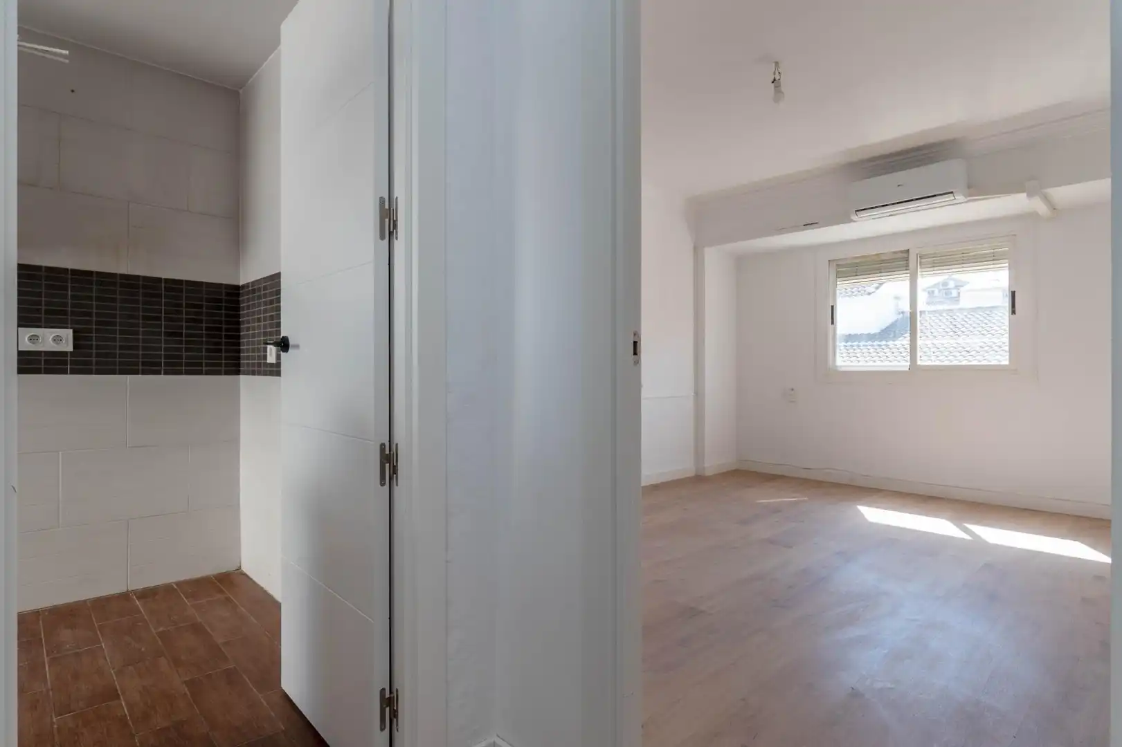 Piso en venta en Armilla con Balcón