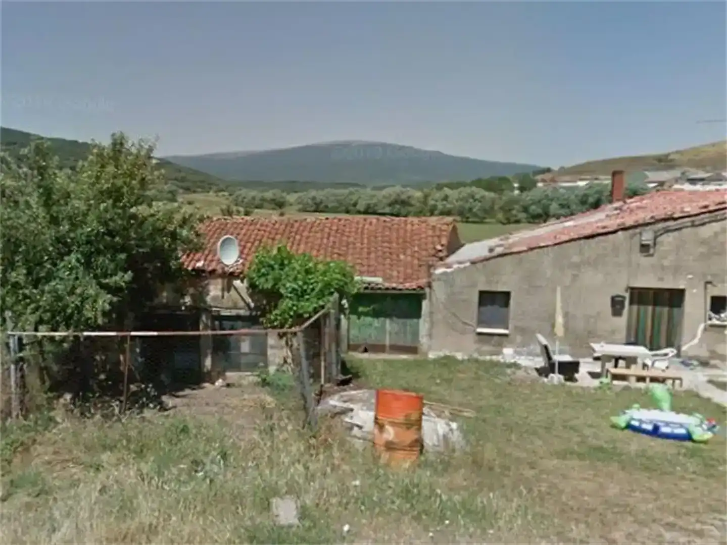 Planta baja en venta en Canicosa de la Sierra con Jardín privado