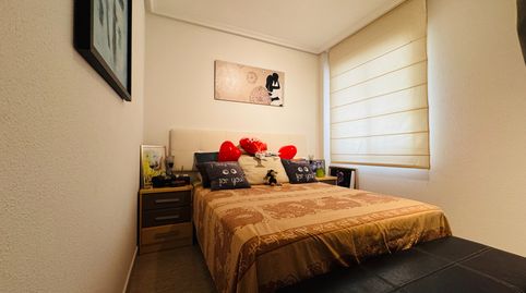 Foto 4 de Apartamento en venta en Avenida de las Cortes Valencianas, Parque Acuático - Sector 25, Torrevieja