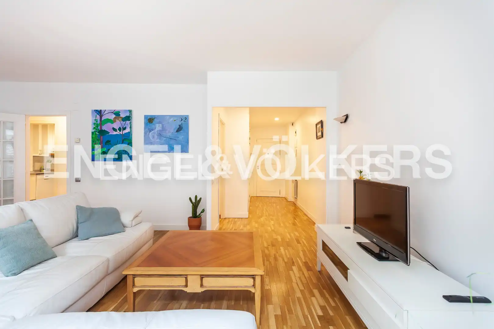 Living room of Flat for sale in Madrid  with Air Conditioner, Heating and Private garden