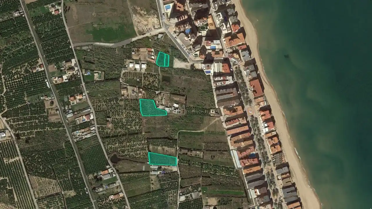 Rural land for sale in Av Nord