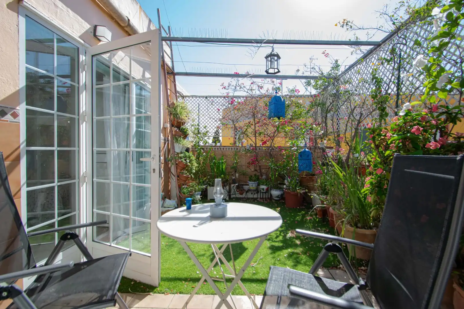 Jardí de Casa o xalet en venda en Sevilla amb Aire condicionat i Terrassa