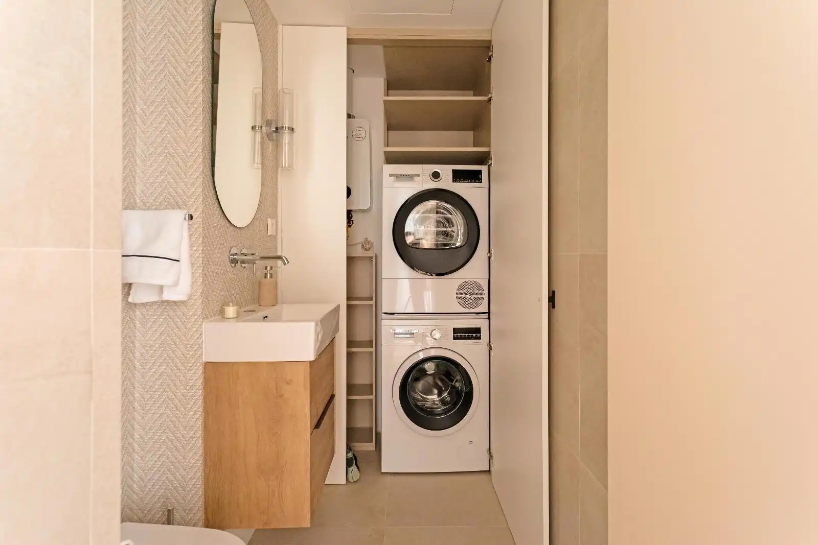 Badezimmer von Wohnungen zur Miete in Barrio de Salamanca
