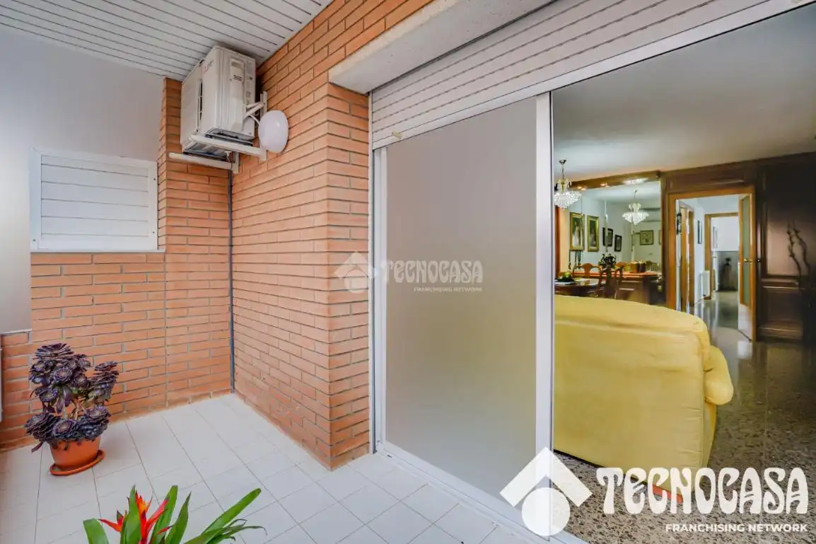 Exterior view of Flat for sale in Sant Boi de Llobregat  with Air Conditioner, Heating and Terrace