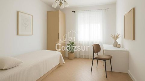 Foto 2 de Piso en venta en Calle Salvador del Mundo, Paseo Marítimo - San José - La Laguna, Cádiz Capital