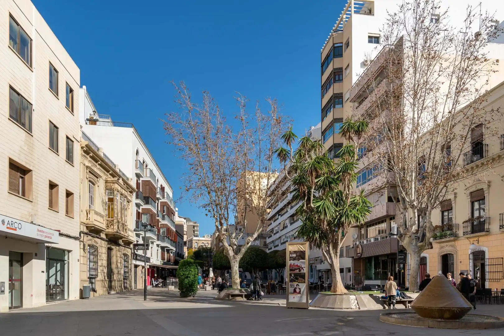 Local comercial en alquiler en Paseo de Almería 57, imagen 23