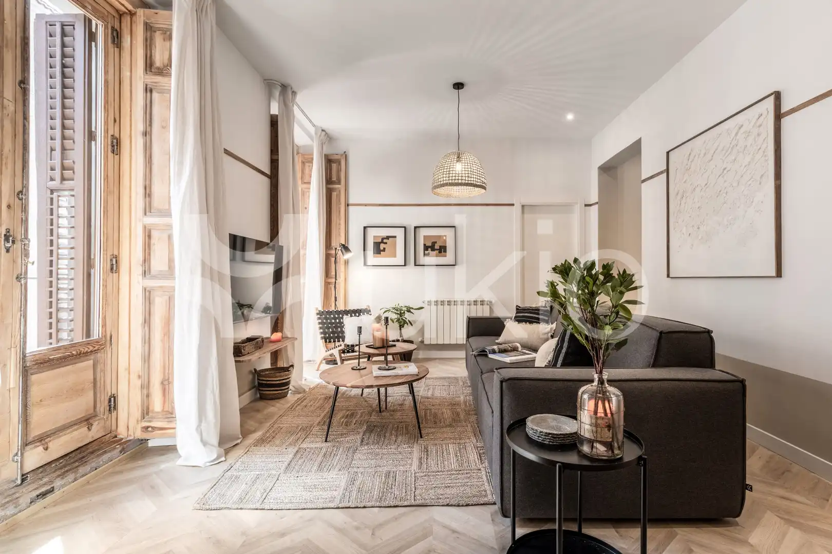 Sala de estar de Apartamento de alquiler en  Madrid Capital con Aire acondicionado, Calefacción y Amueblado