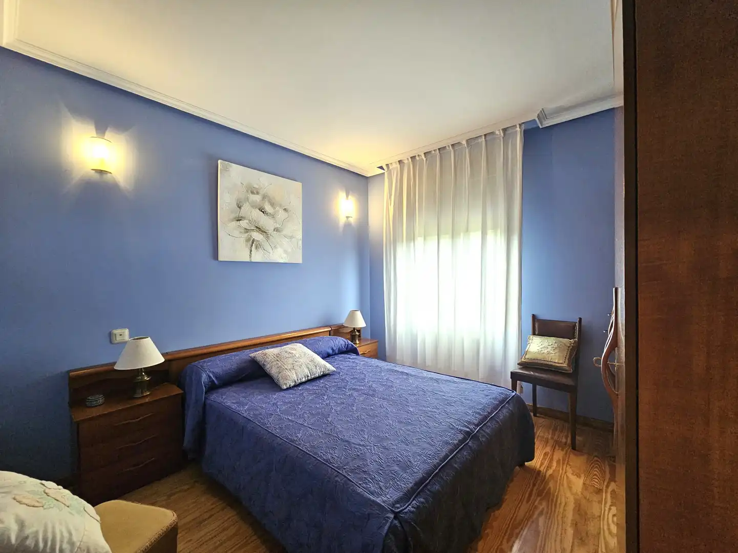 Habitación de Casa adosada de alquiler en Bimenes con Calefacción, Trastero y Amueblado