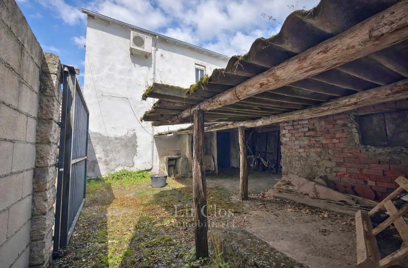 Jardí de Casa o xalet en venda en O Barco de Valdeorras   amb Aire condicionat, Jardí privat i Balcó