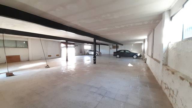 Local comercial en Alquiler en Parets del Vallès