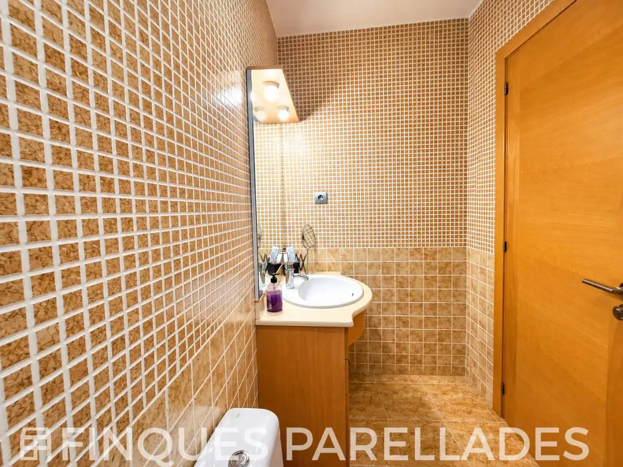 Bathroom of Houses for sale in Canyelles  with Air Conditioner, Heating and Private garden