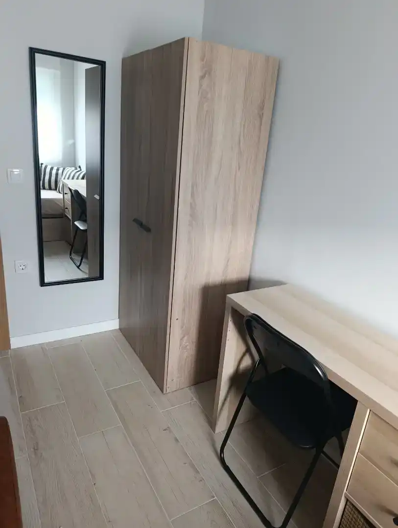 Schlafzimmer von Wohnung zur Miete in Cabra mit Abstellraum, Möbliert und Waschmaschine