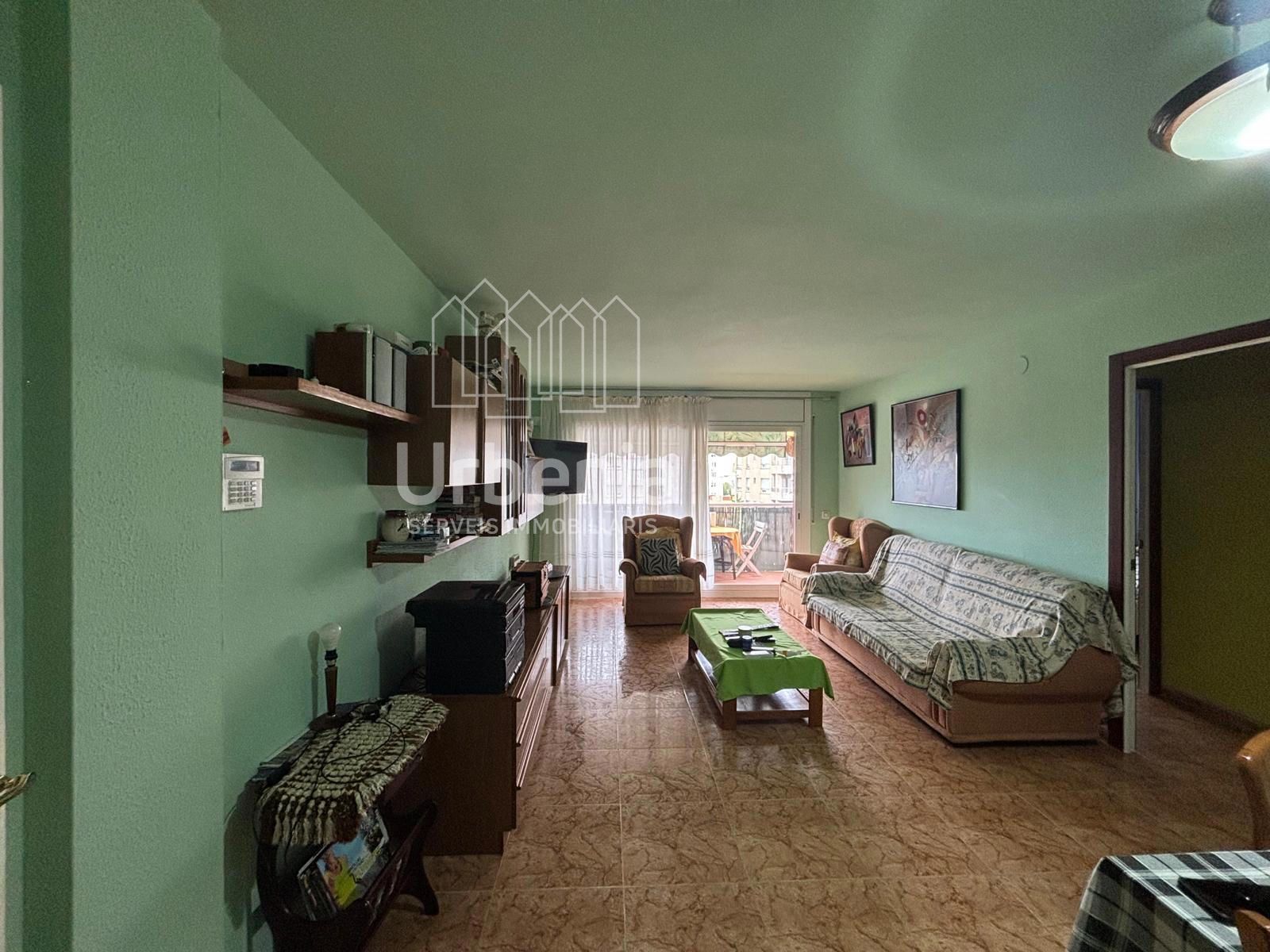 Sala d'estar de Pis en venda en Calella amb Terrassa i Moblat