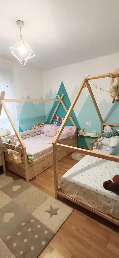 Bedroom of Flat for sale in Boqueixón  with Parquet flooring, Storage room and Furnished