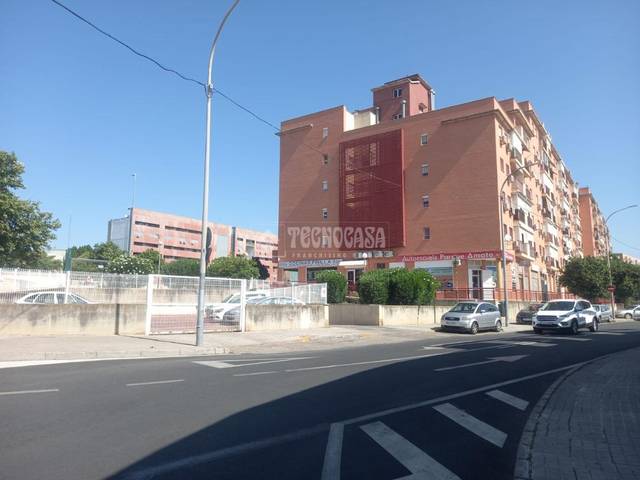 Local comercial en Venta en Palmete