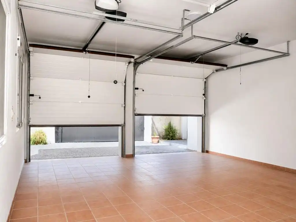 Casa o chalet en venta en Hinojos con Aire acondicionado, Jardín privado y Terraza