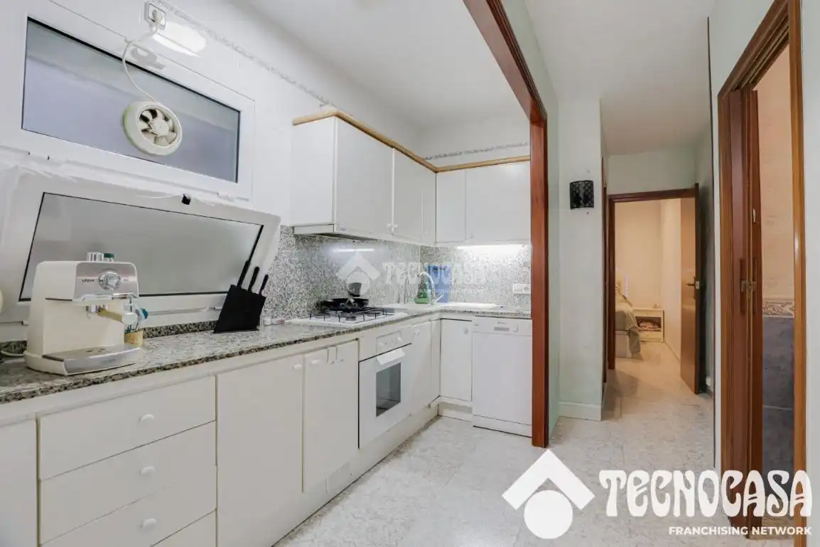Küche von Wohnung zum Verkauf in Barcelona