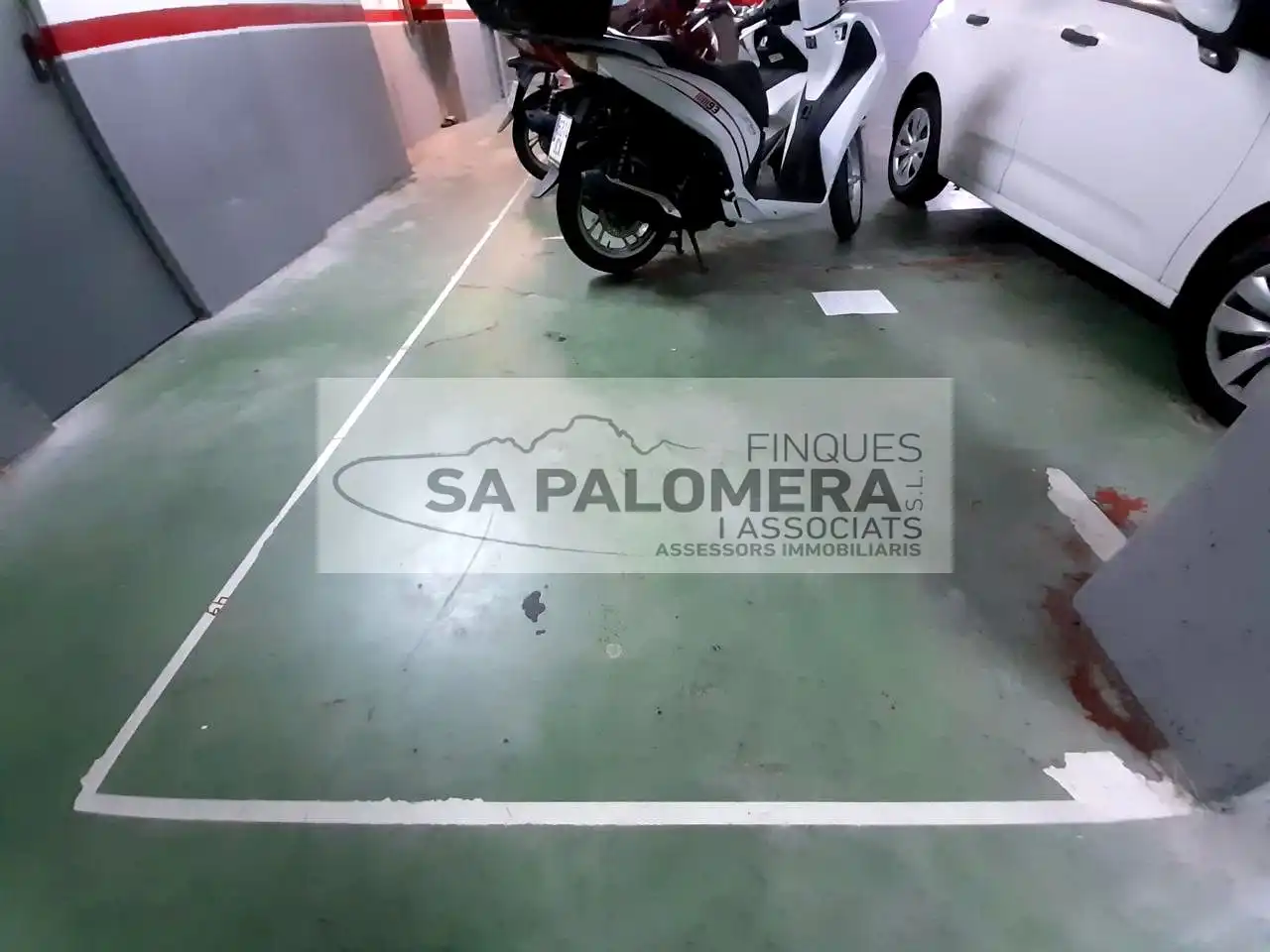 Parkplatz von Garage zum Verkauf in Blanes