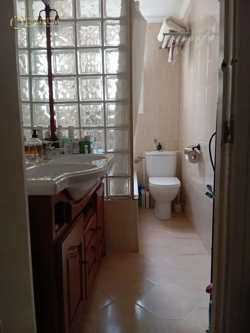 Baño de Piso en venta en Albalat dels Sorells con Aire acondicionado, Terraza y Amueblado
