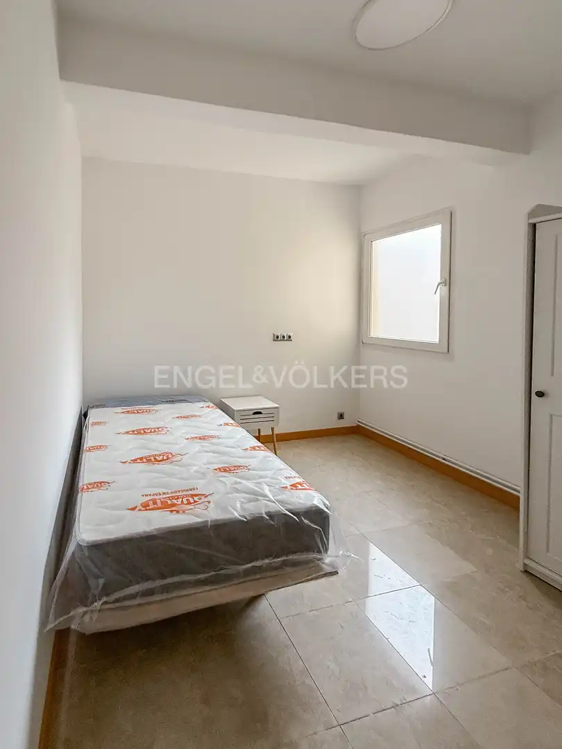 Habitación de Piso de alquiler en Santander con Calefacción, Amueblado y Balcón