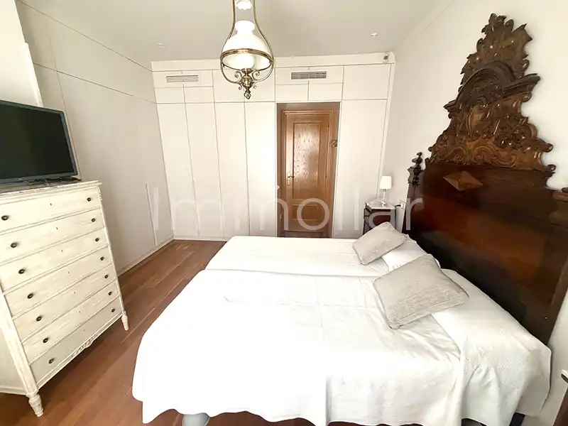Bedroom of Attic for rent in Barcelona  with Air Conditioner, Heating and Parquet flooring