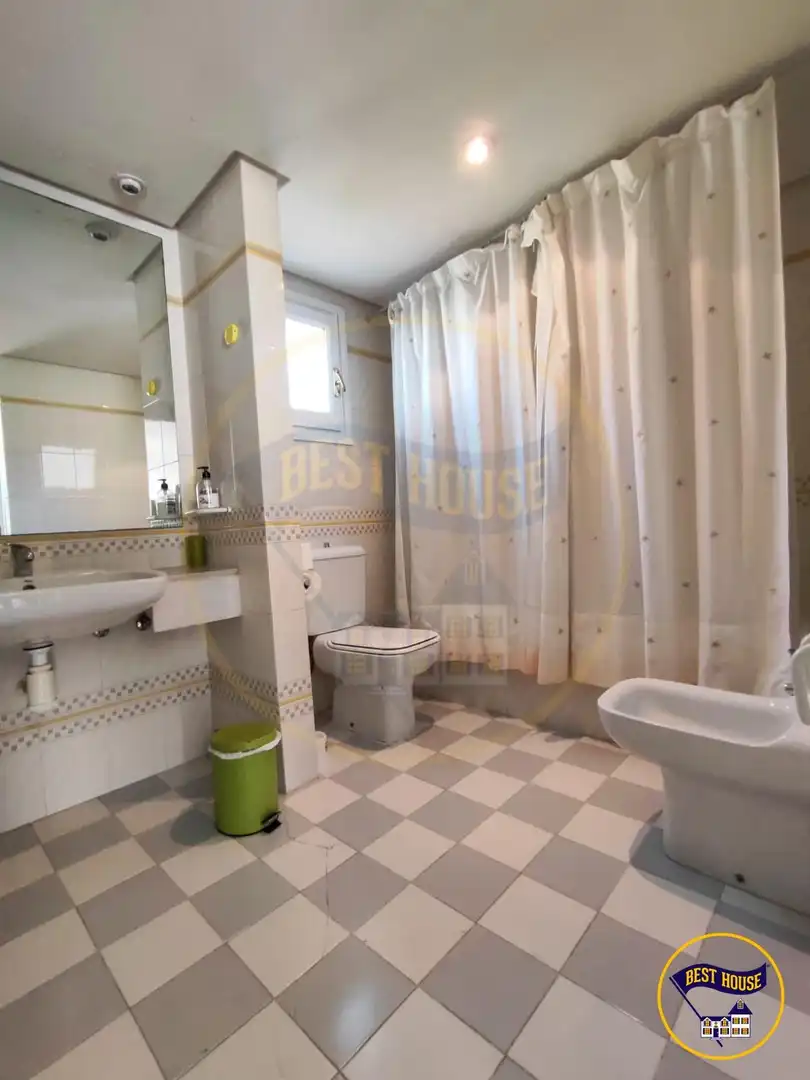 Bathroom of Houses for sale in Cuenca  with Heating, Private garden and Terrace