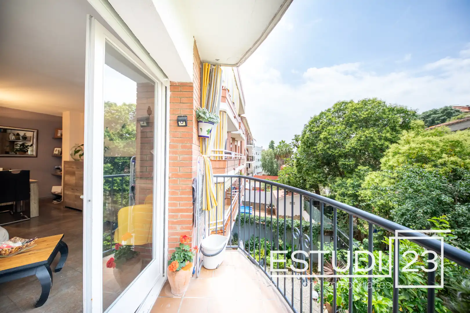 Vista exterior de Piso en venta en Arenys de Munt con Calefacción y Balcón