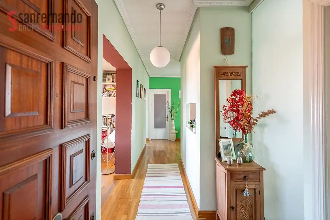 Piso en venta en Santander con Calefacción y Parquet