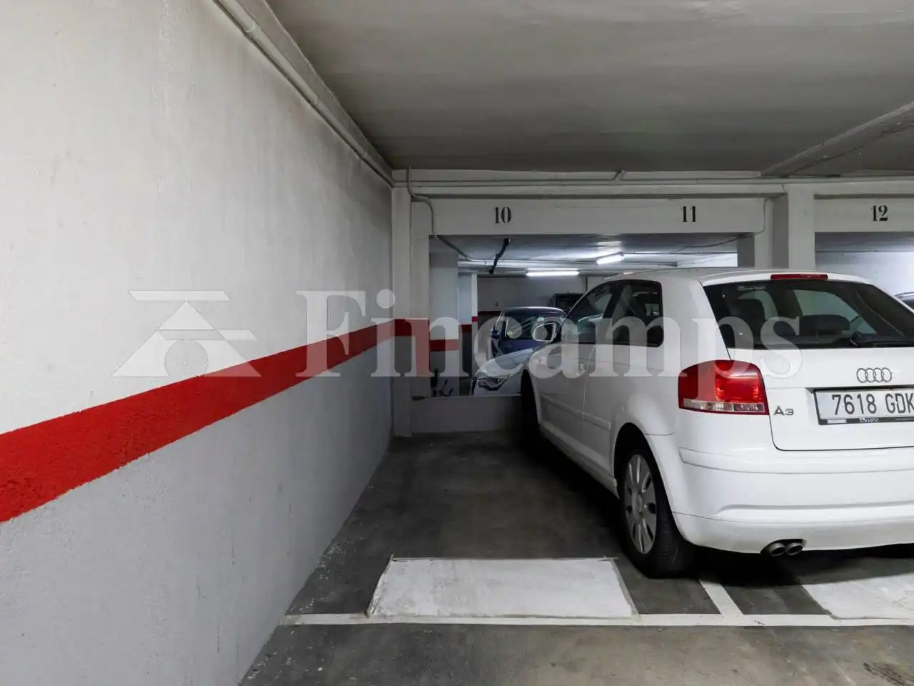 Aparcament de Pis en venda en Sabadell amb Calefacció, Parquet i Terrassa
