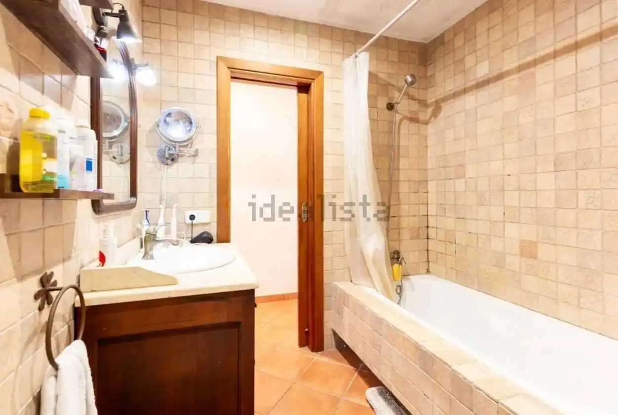 Bathroom of Ground floor for sale in  Palma de Mallorca  with Air Conditioner, Heating and Private garden
