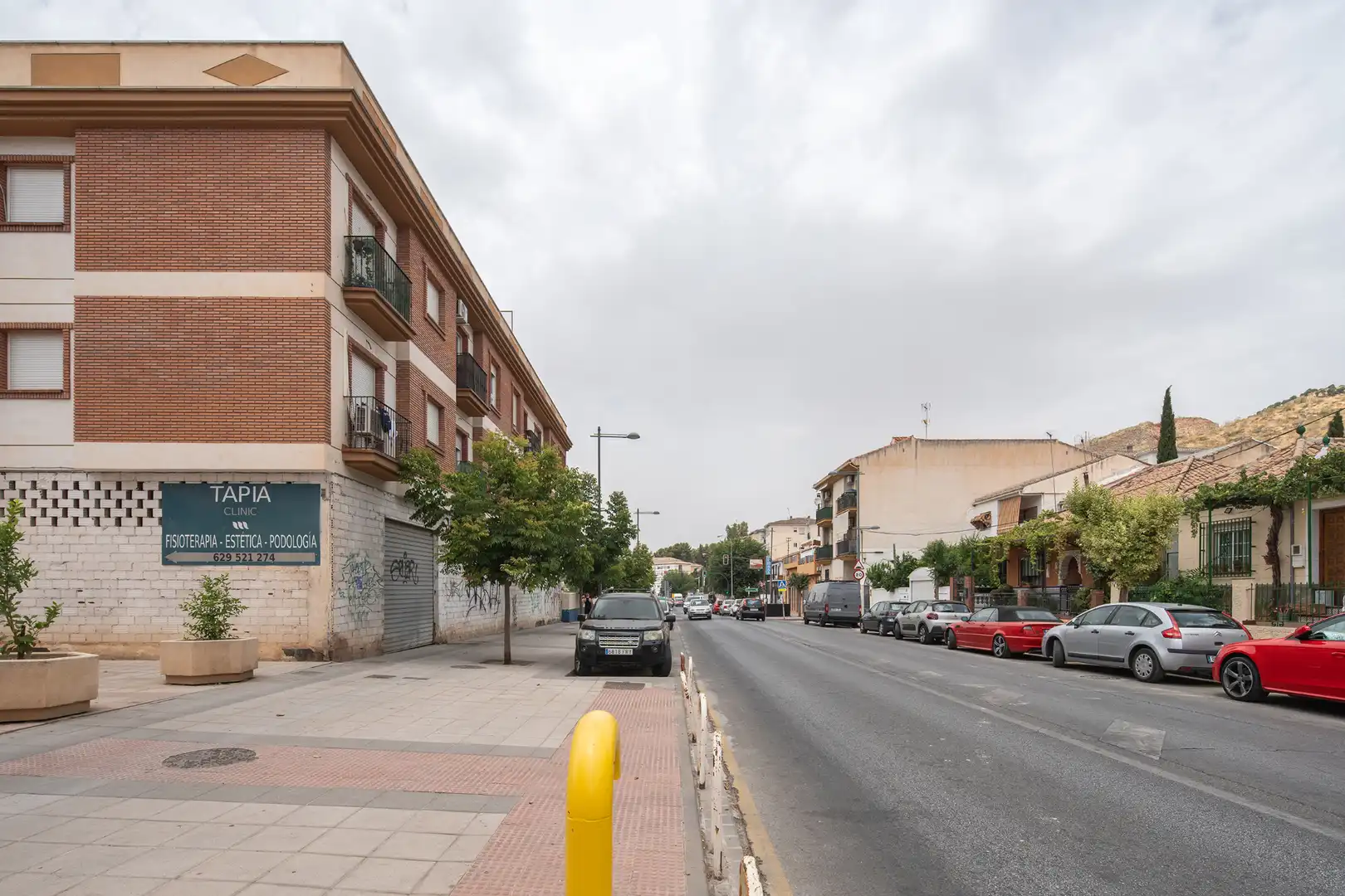 Vista exterior de Pis en venda en Cenes de la Vega amb Aire condicionat i Terrassa