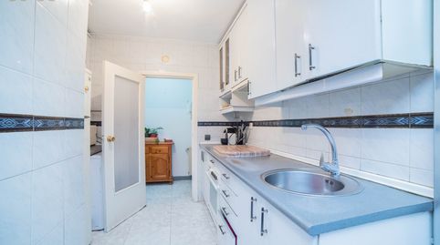 Foto 2 de Piso en venta en Calle de las Alpujarras, 26, Zarzaquemada, Leganés