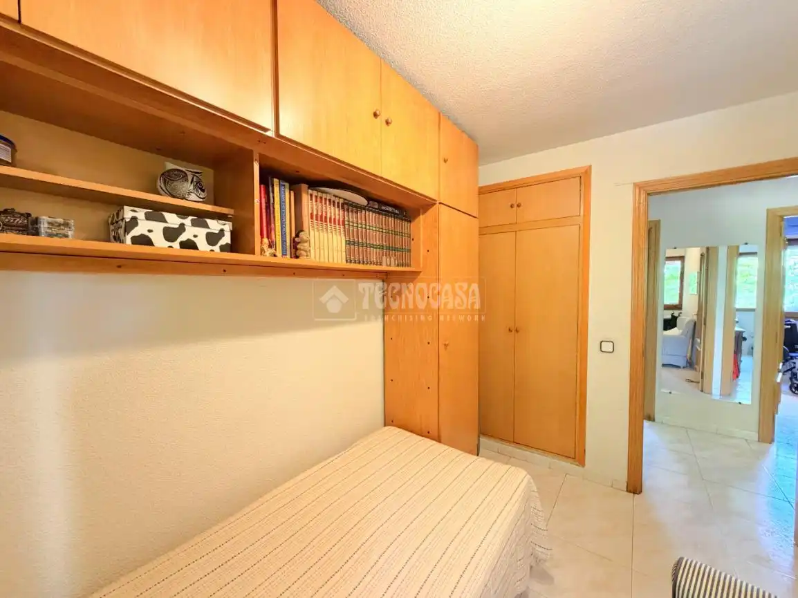 Habitación de Piso en venta en Madrid con Calefacción, Piscina y Piscina comunitaria