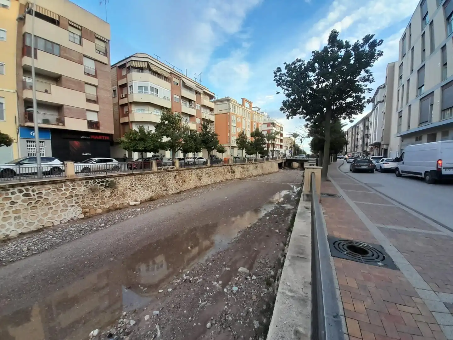 Vista exterior de Apartament en venda en Totana amb Traster, Moblat i Balcó