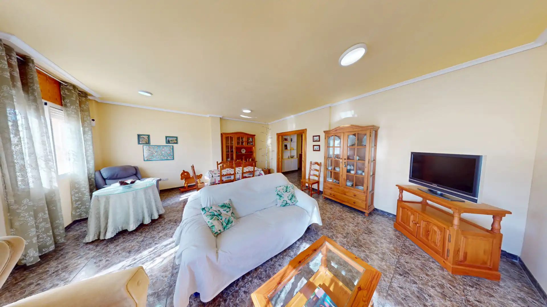 Sala de estar de Casa adosada en venta en Almería con Terraza, Amueblado y Horno