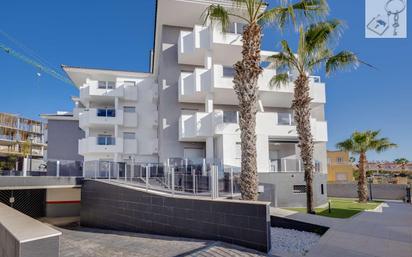 Exterior view of Apartment for sale in Orihuela  with Air Conditioner, Terrace and Swimming Pool