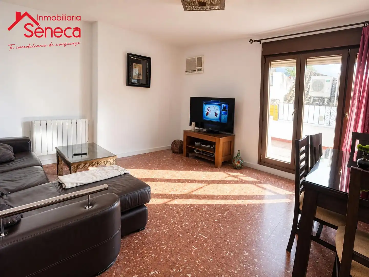 Wohnzimmer von Dachboden zum Verkauf in Córdoba mit Klimaanlage, Heizung und Abstellraum