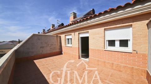 Foto 2 de Casa adosada en venda a Tomelloso, Ciudad Real