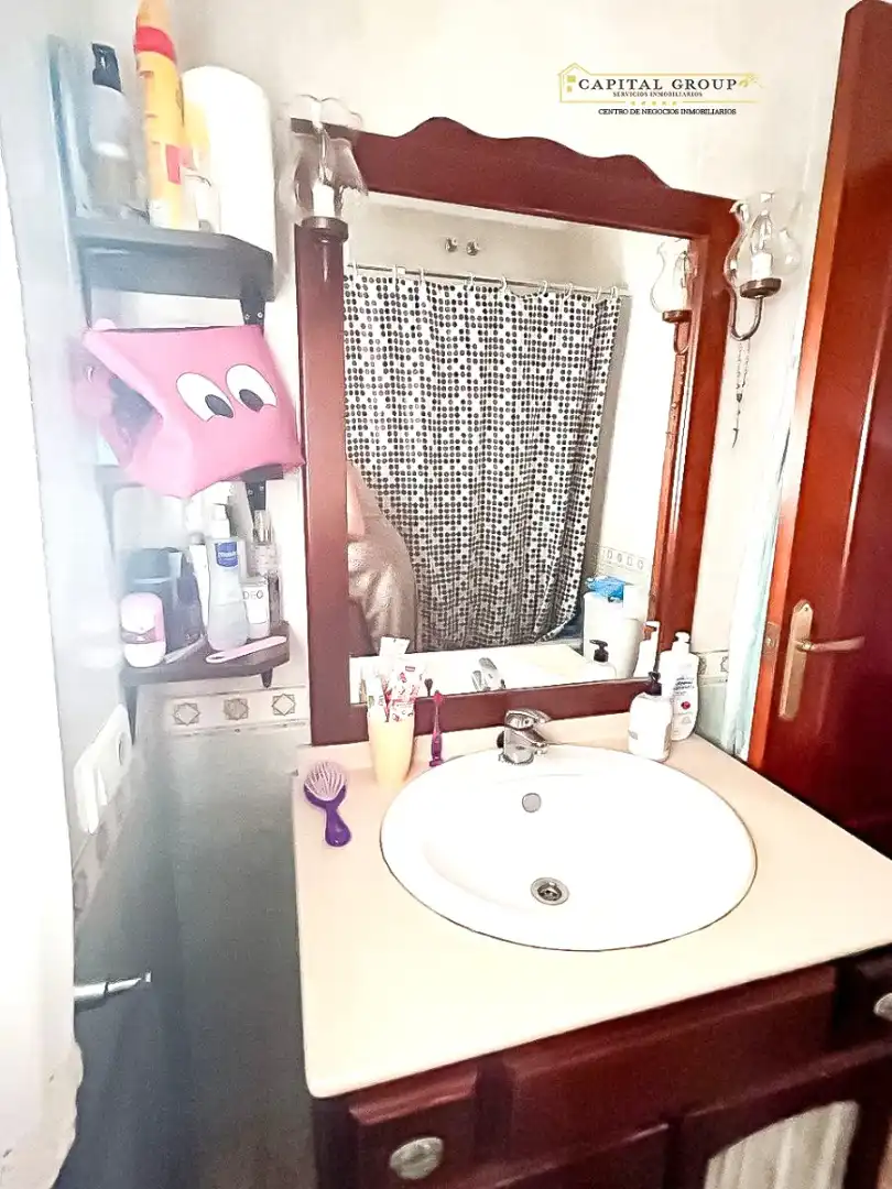 Badezimmer von Wohnung zum Verkauf in Punta Umbría mit Klimaanlage, Terrasse und Möbliert