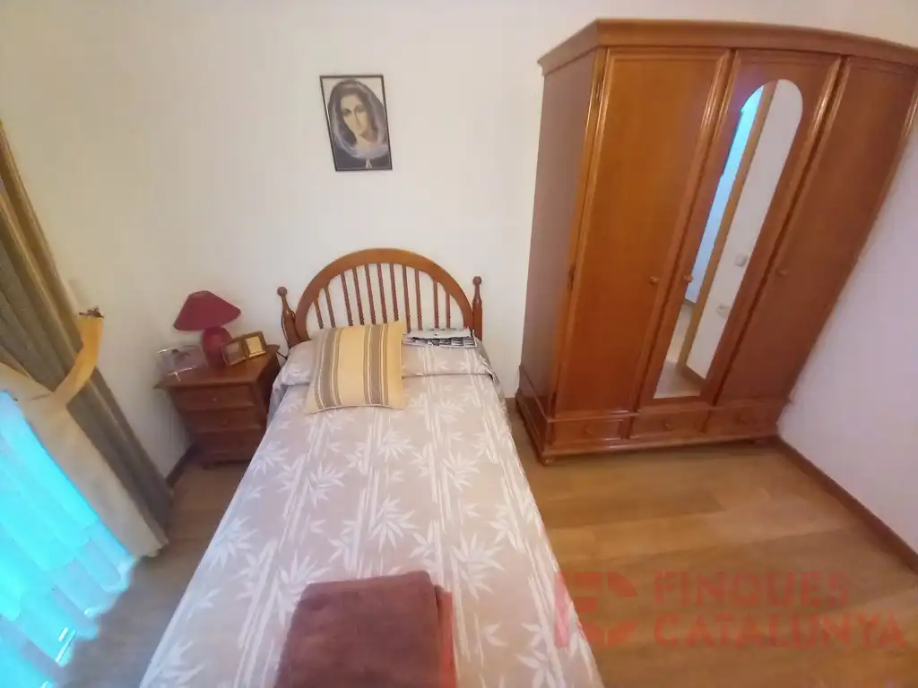 Dormitori de Pis en venda en Girona