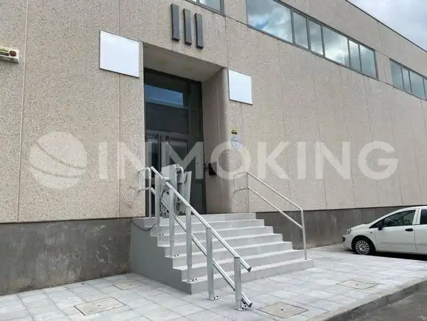 Industrial building to rent in Barrio de la Estación, imagen 5