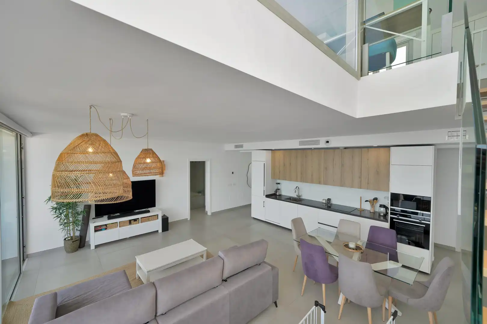 Sala de estar de Ático en venta en Benalmádena con Jardín privado, Alarma y Piscina comunitaria