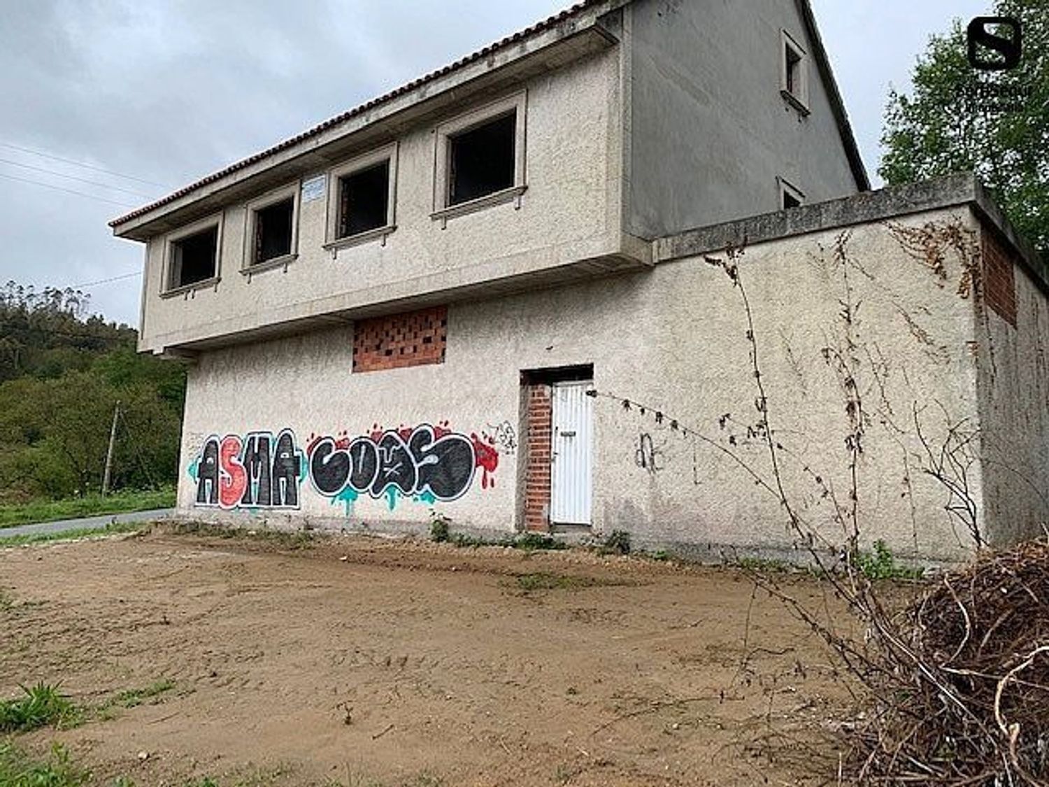 Vista exterior de Casa o xalet en venda en Arteixo amb Jardí privat i Terrassa