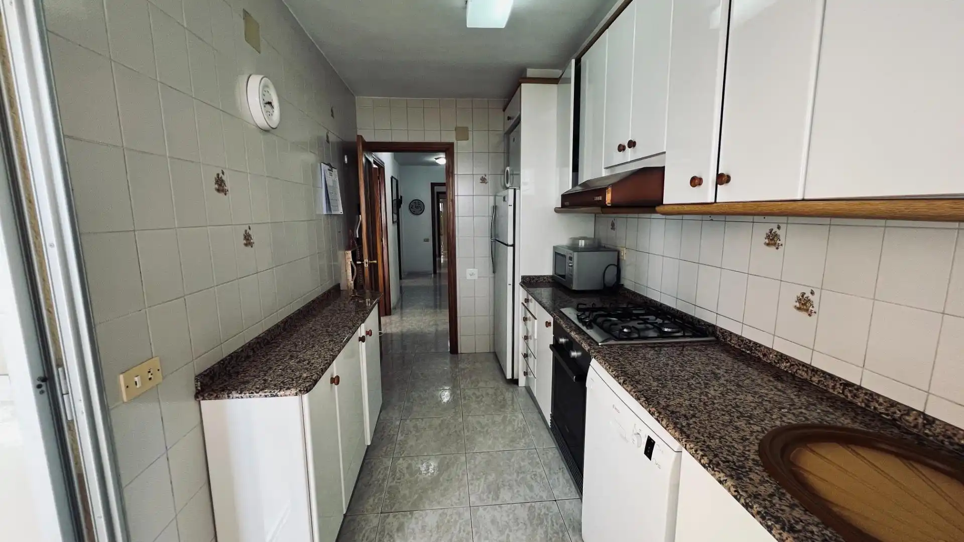 Cuina de Apartament en venda en Benicasim / Benicàssim amb Jardí privat, Terrassa i Traster