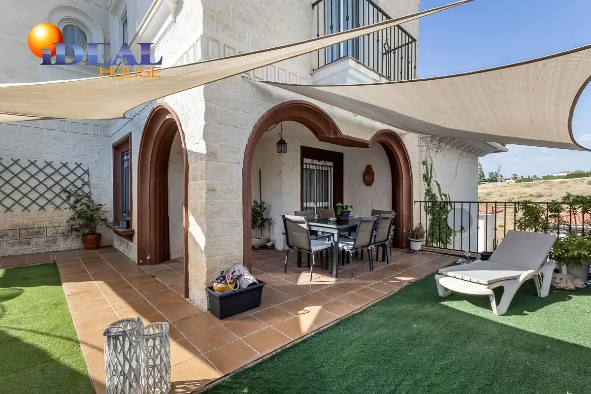 Casa en venta en Gójar, imagen 2