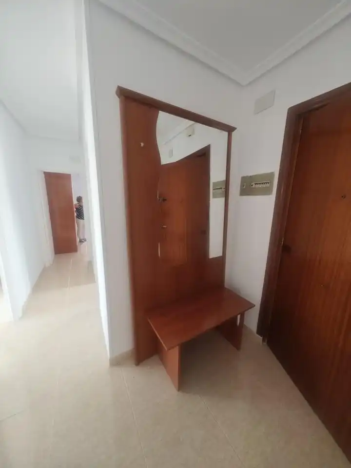 Pis de lloguer a Calle Lusitania, Miralvalle - Av. Virgen del Puerto - La Data
